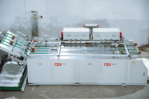 Pathfinder of automatic equipment for top hemming integrated machine 